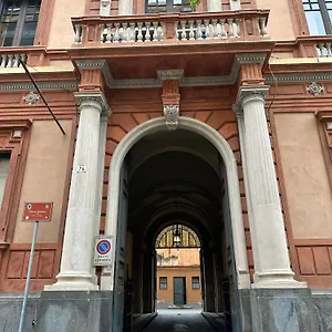 Sicilian Vibes Flat In Palazzo Storico , Aeroporto di Catania Fontana Rossa Italia